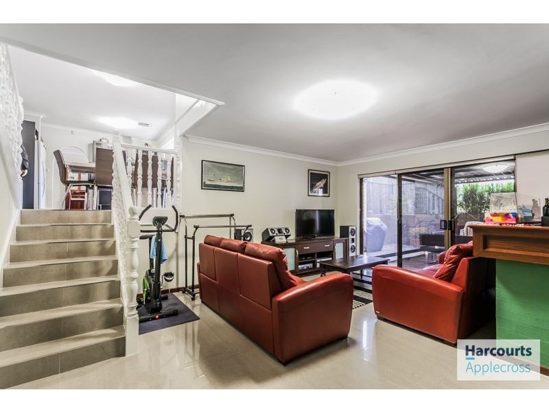 46 Anglesey Drive, Kardinya WA 6163