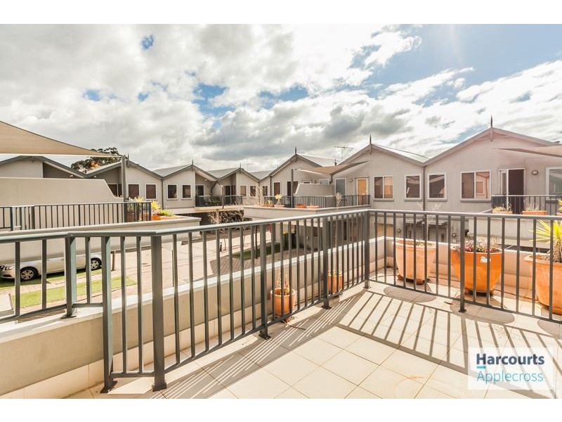 11/39 Simpson Street, Applecross WA 6153