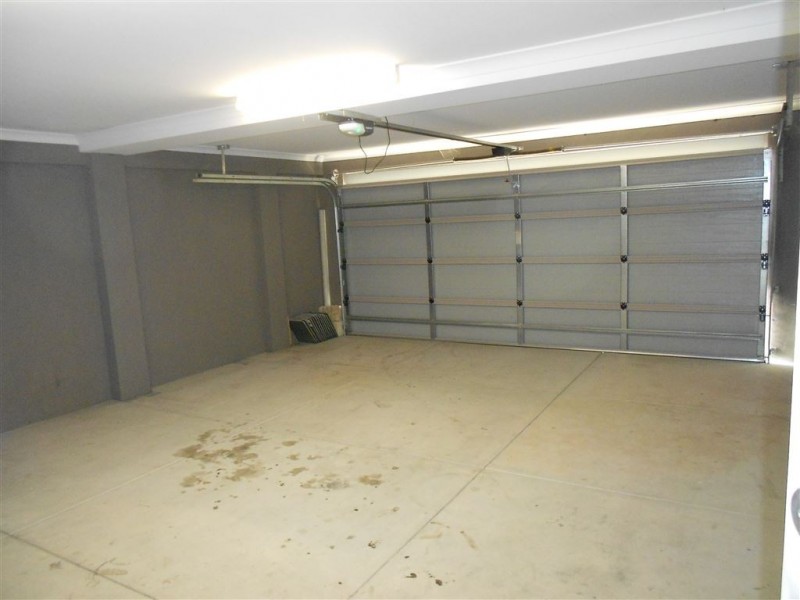 16A Lowes St, Cloverdale WA 6105