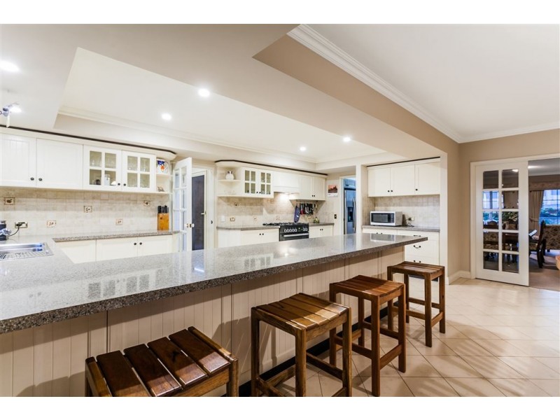 28 Edmiston Way, Winthrop WA 6150