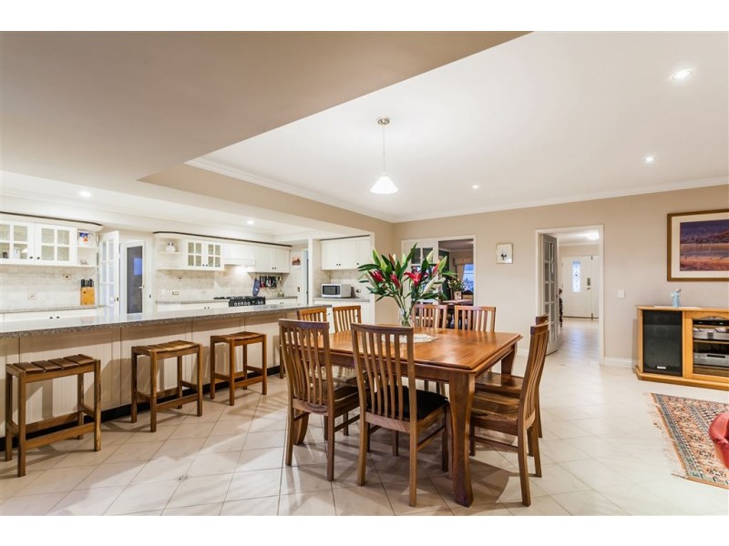 28 Edmiston Way, Winthrop WA 6150