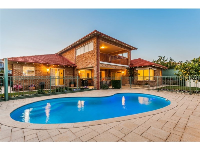 28 Edmiston Way, Winthrop WA 6150