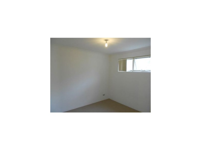 4/13-15 James St, Cannington WA 6107