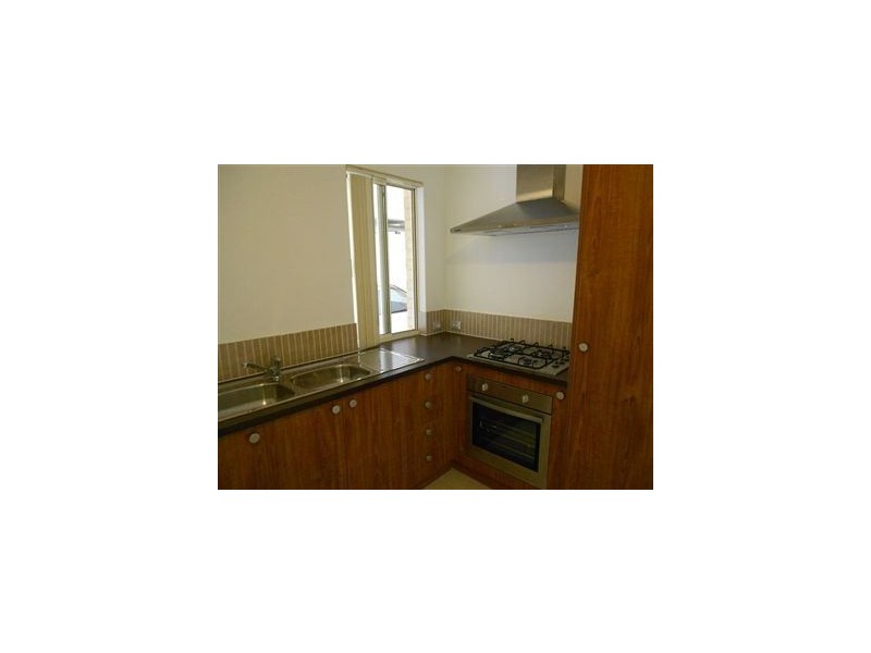 4/13-15 James St, Cannington WA 6107