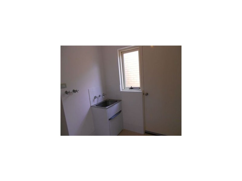 4/13-15 James St, Cannington WA 6107