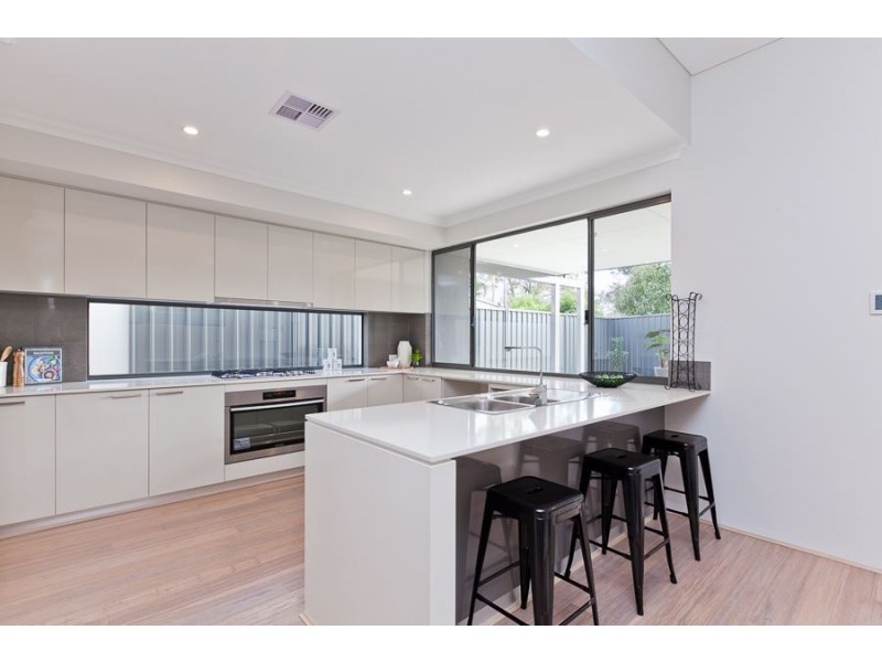 7A Matsen Close, Booragoon WA 6154