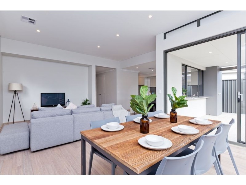 7A Matsen Close, Booragoon WA 6154