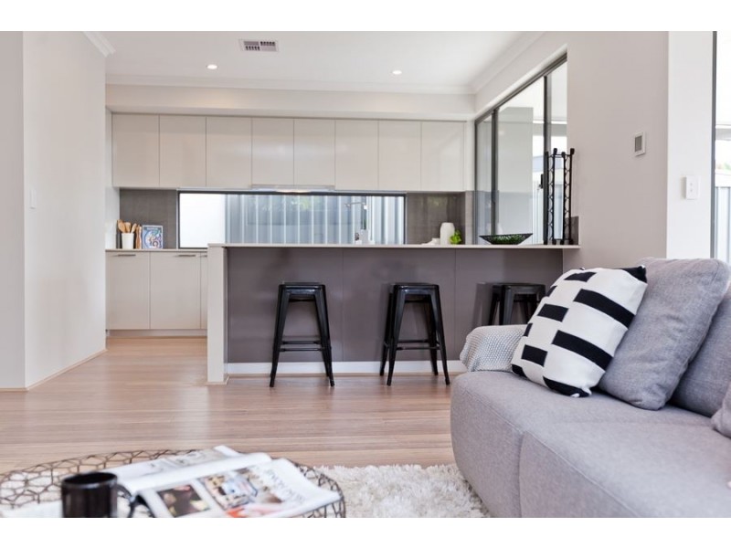 7A Matsen Close, Booragoon WA 6154