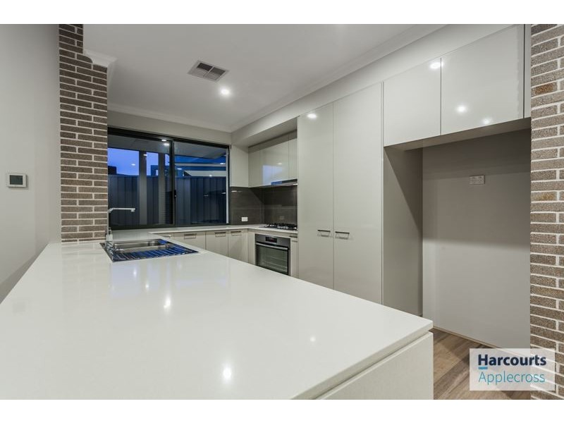 7B Matsen Close, Booragoon WA 6154