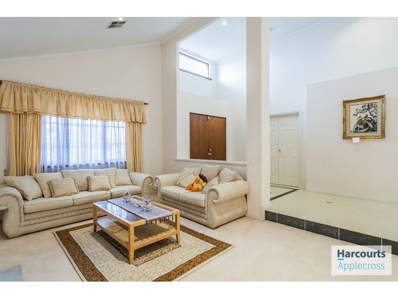 3 Sobotka Place, Winthrop WA 6150