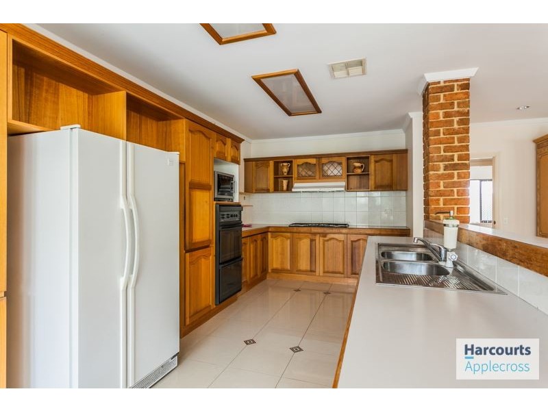 3 Sobotka Place, Winthrop WA 6150