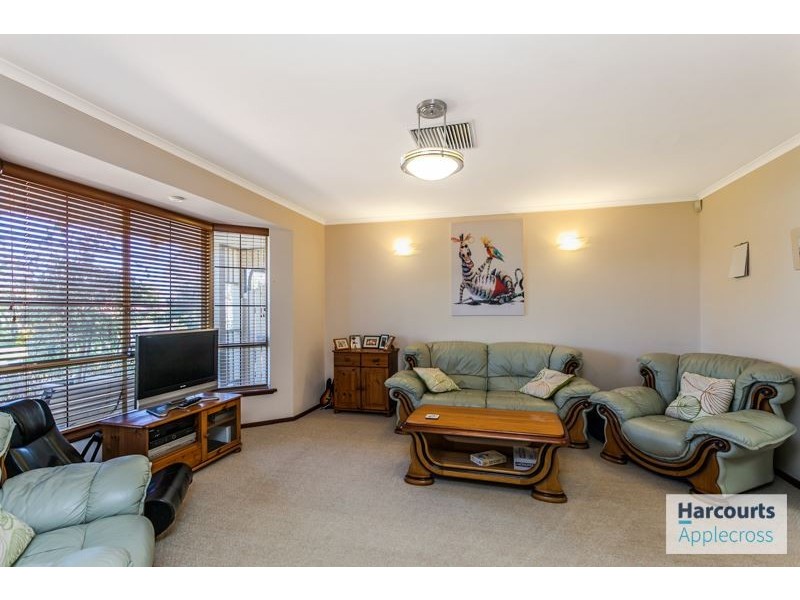 18 Silbert Circle, Winthrop WA 6150