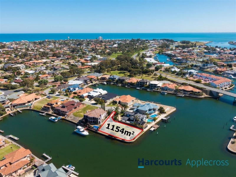 9 Eunamara Rtt, Halls Head WA 6210