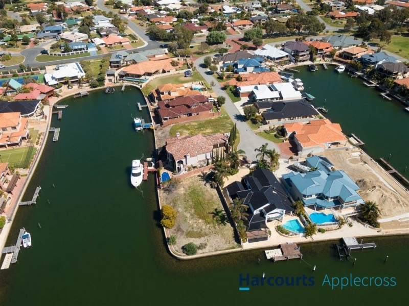 9 Eunamara Rtt, Halls Head WA 6210