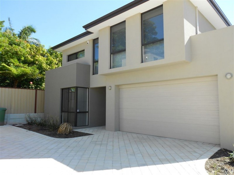 16B Lowes St, Cloverdale WA 6105