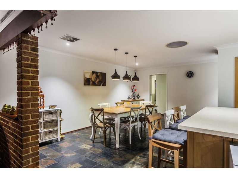 25 Kingsmill Gardens, Winthrop WA 6150