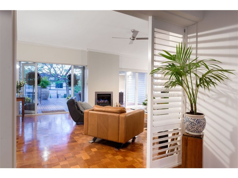 22 Roberts Road, Attadale WA 6156