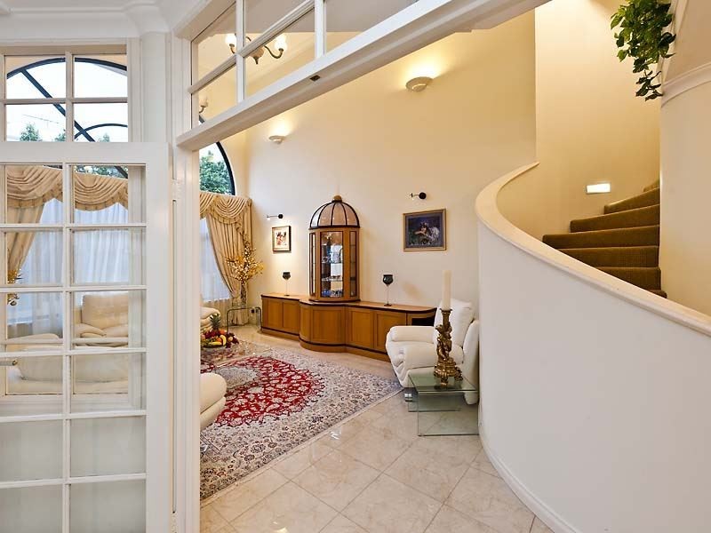 8 Bateman Road, Mount Pleasant WA 6153