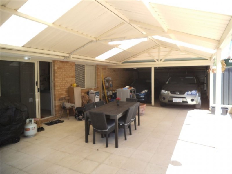 1 Salesian Court, Queens Park WA 6107