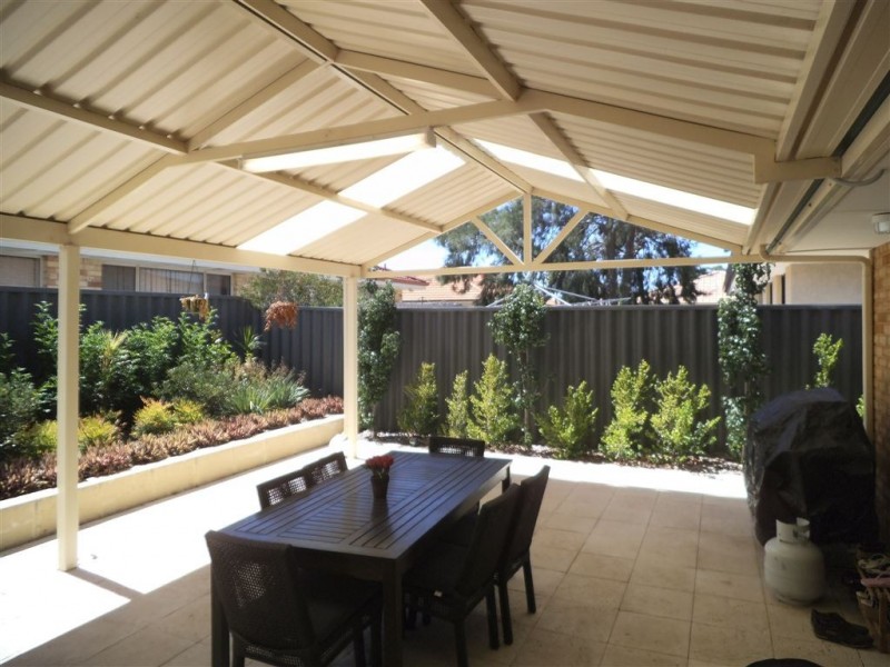 1 Salesian Court, Queens Park WA 6107