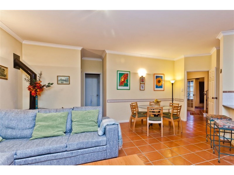 41 Freedman Way, Winthrop WA 6150