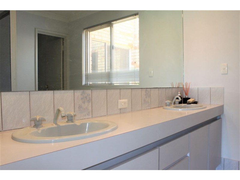 27 Cooper Ridge, Winthrop WA 6150