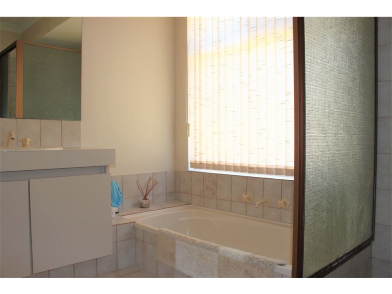 27 Cooper Ridge, Winthrop WA 6150