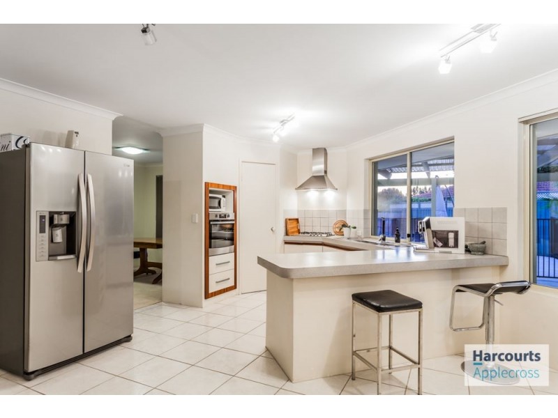 25 Fernie Gardens, Winthrop WA 6150