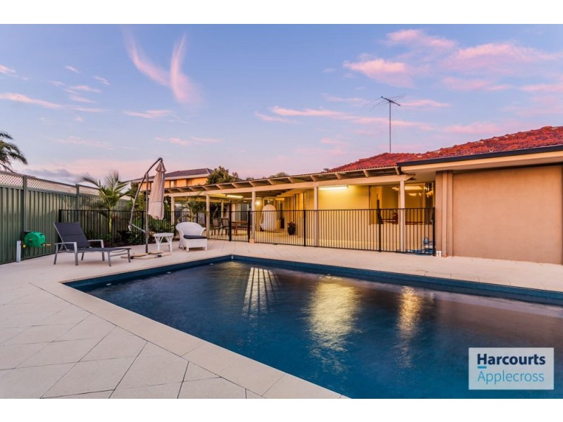 25 Fernie Gardens, Winthrop WA 6150