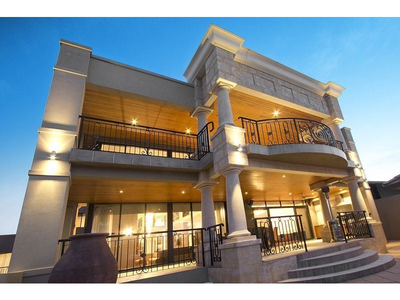 147A Riverton Drive West, Rossmoyne WA 6148