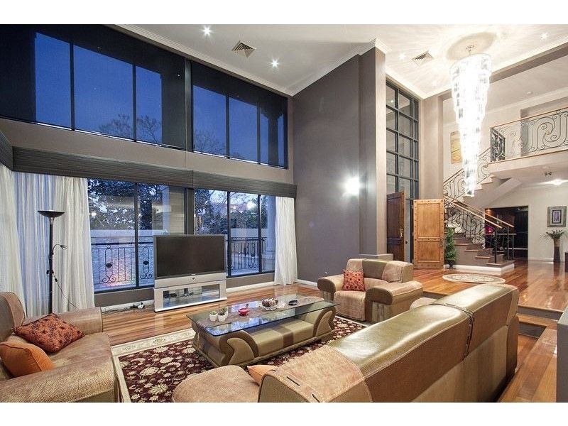 147A Riverton Drive West, Rossmoyne WA 6148