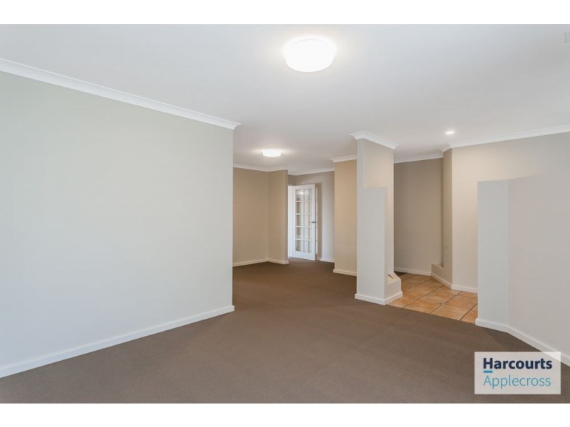 13 Freedman Way, Winthrop WA 6150