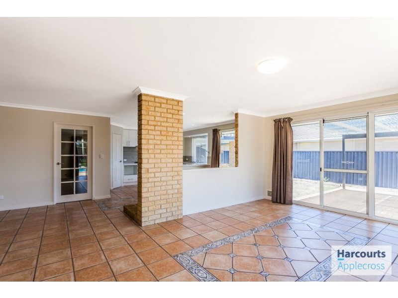 13 Freedman Way, Winthrop WA 6150