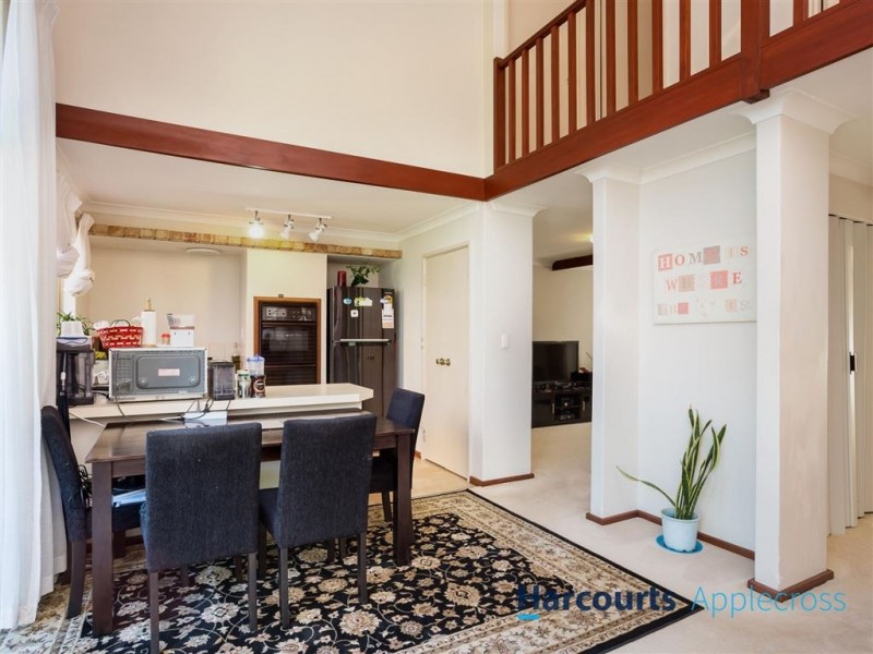 4/6 Forbes Road, Applecross WA 6153