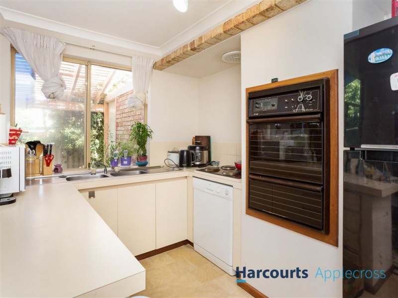 4/6 Forbes Road, Applecross WA 6153