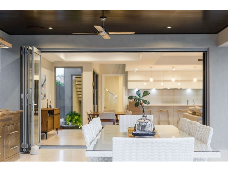 48A Davy Street, Alfred Cove WA 6154