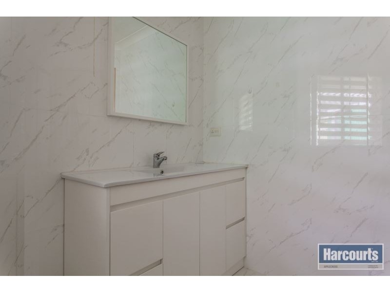 8 Houghton Way, Winthrop WA 6150