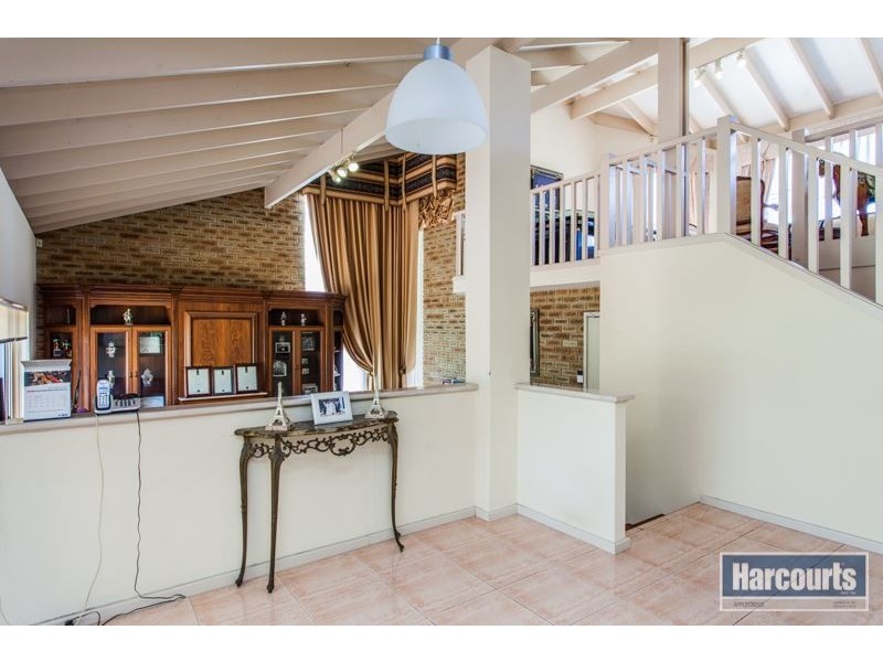 8 Houghton Way, Winthrop WA 6150