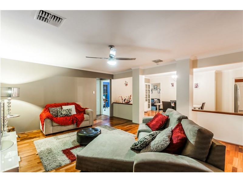 18 Hartwell Parade, Jandakot WA 6164