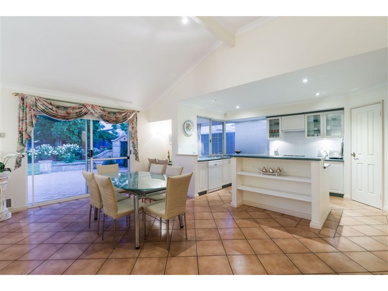 9 Bateman Road, Mount Pleasant WA 6153