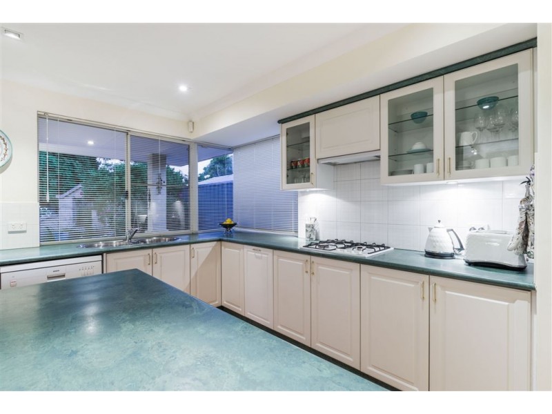 9 Bateman Road, Mount Pleasant WA 6153