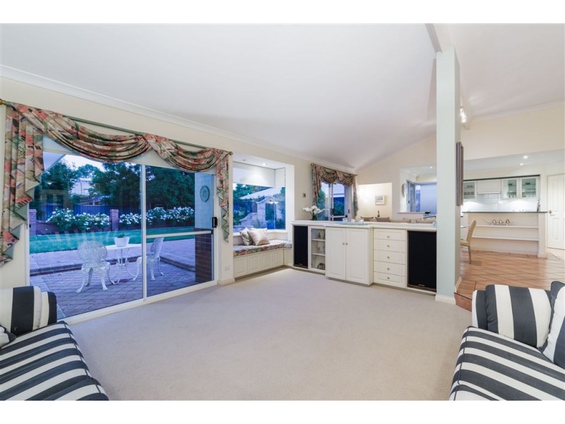 9 Bateman Road, Mount Pleasant WA 6153