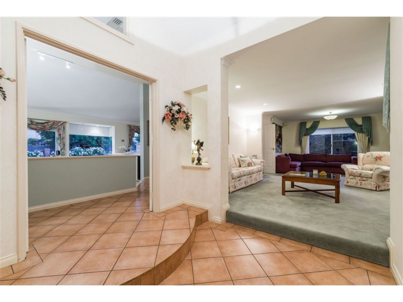 9 Bateman Road, Mount Pleasant WA 6153