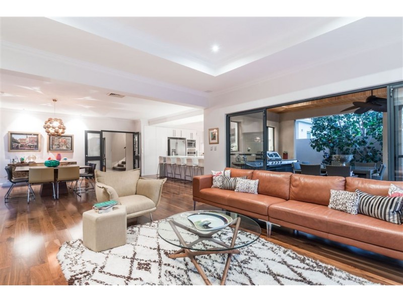 24A Strickland Road, Ardross WA 6153