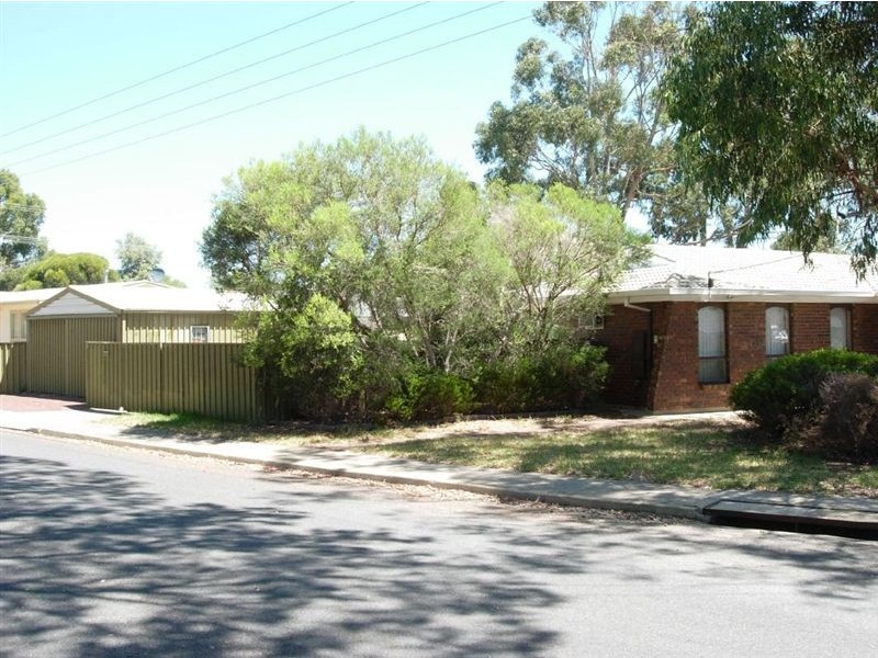 1 Mallett Avenue, Morphett Vale SA 5162