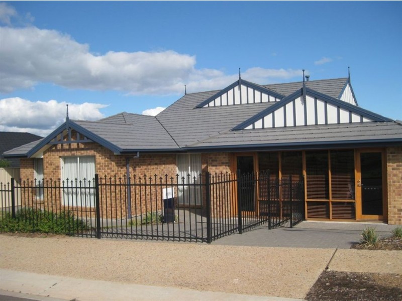 2 Sylvan Circuit, Noarlunga Downs SA 5168