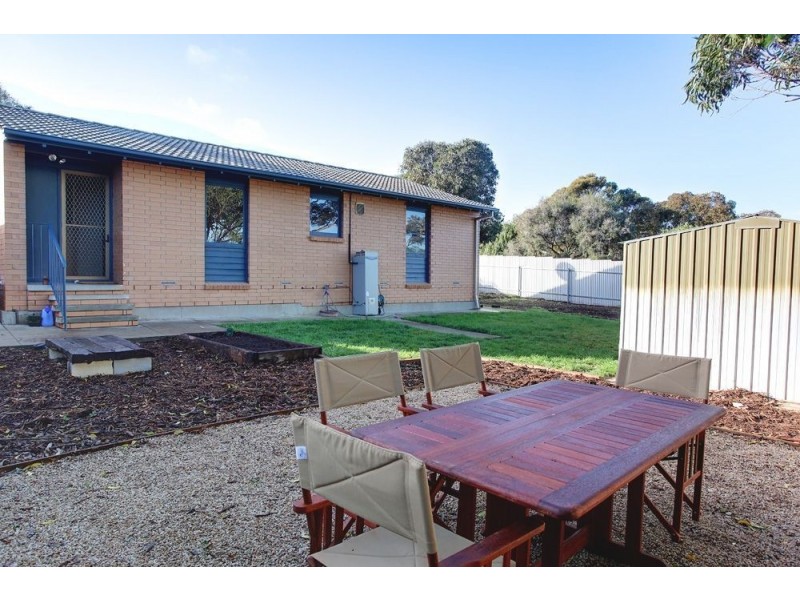 42 Poznan Crescent, Hackham West SA 5163