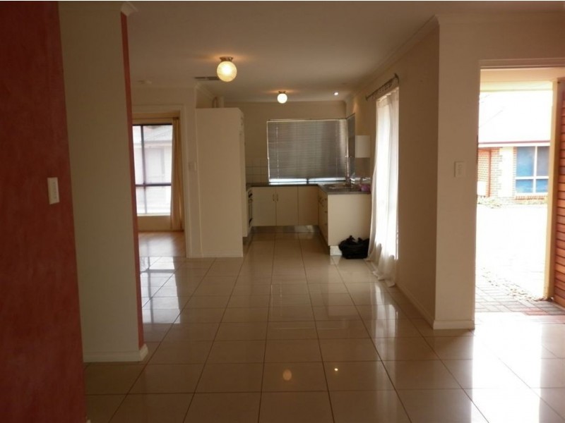 6/27 Simone Crescent, Morphett Vale SA 5162