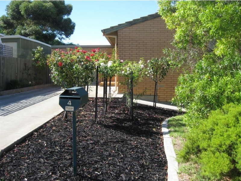 4 Alnwick Cct, Noarlunga Downs SA 5168