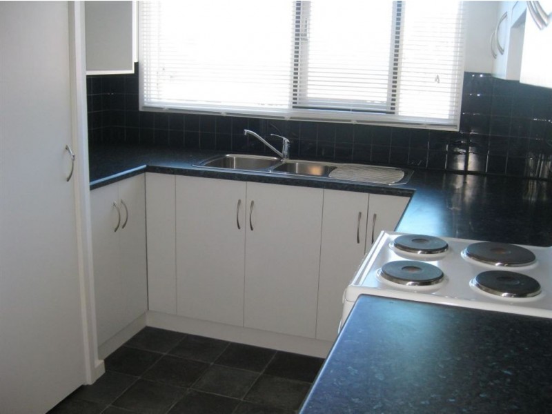 4 Alnwick Cct, Noarlunga Downs SA 5168